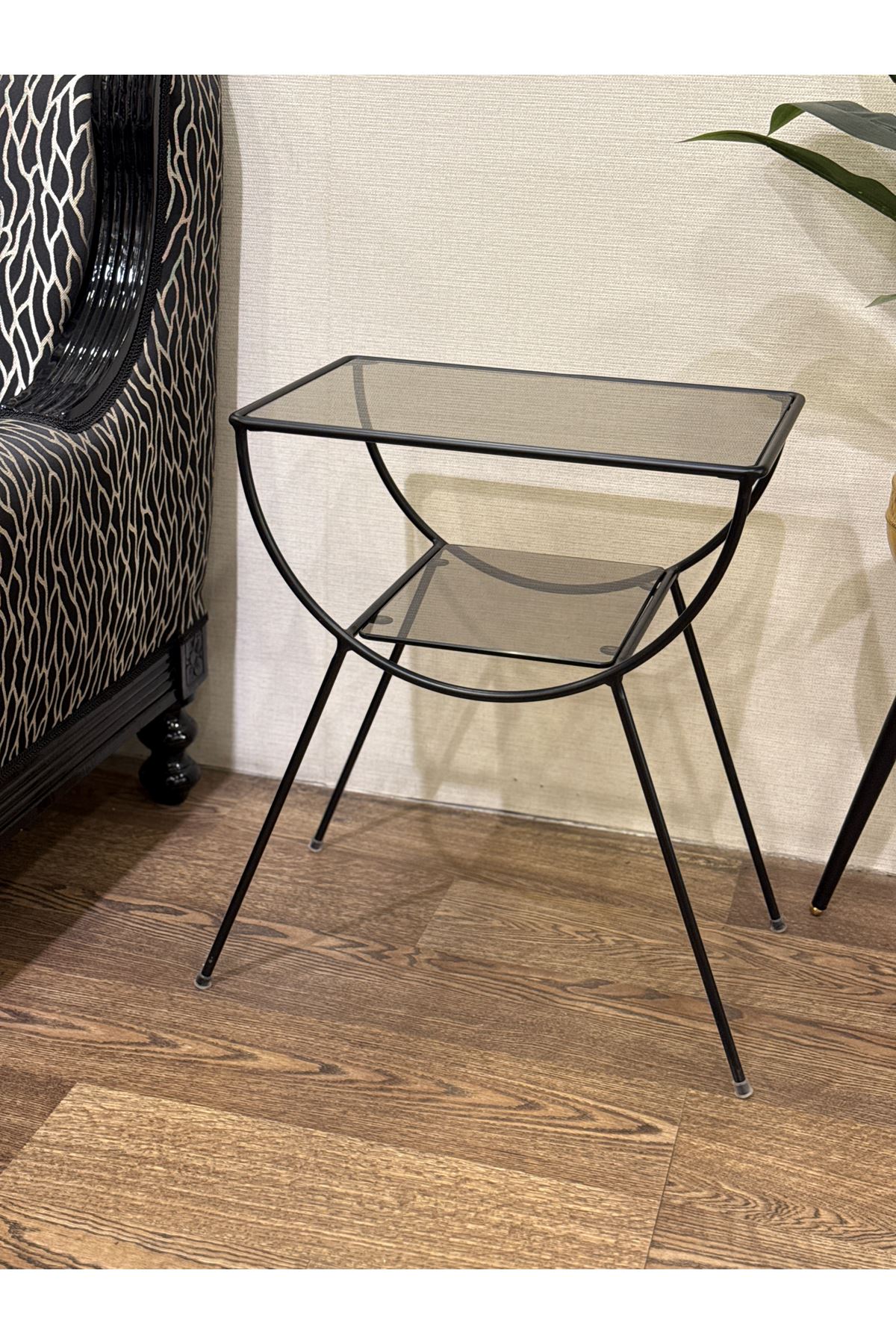 Pars Metal Camlı Yan Sehpa Siyah-Füme