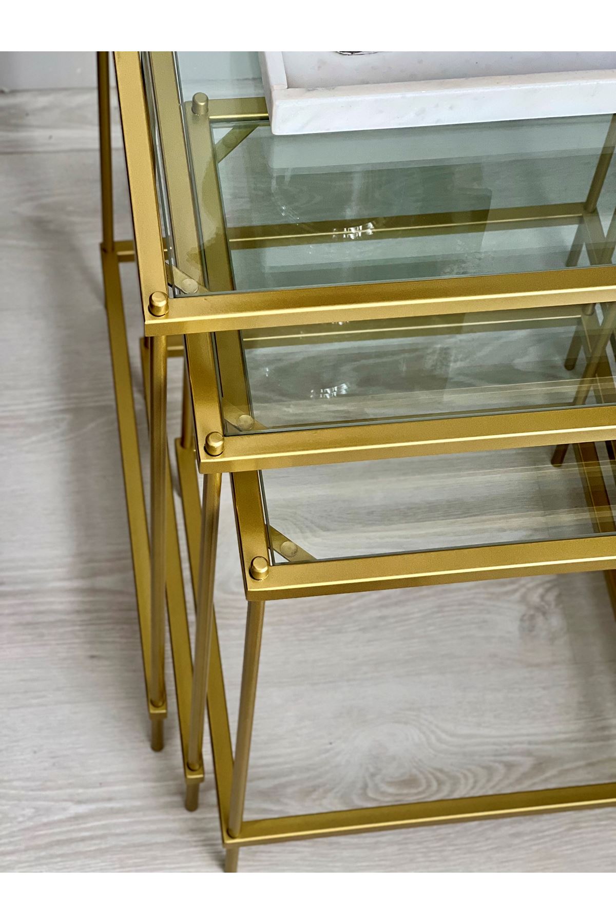 Brad 3'lü Metal Camlı Zigon Yan Sehpa Gold-şeffaf